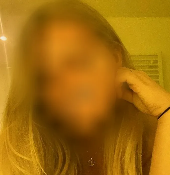 Femke, 30