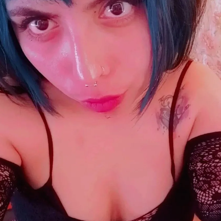 Soukaina, 30